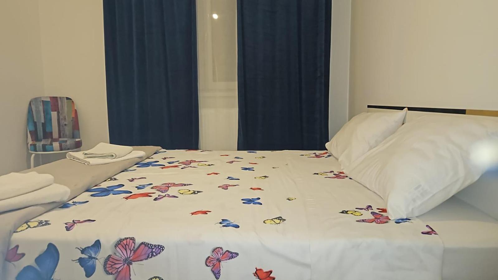 Apartament Vouchere, Factura, Petfriendly - Ap Cu 2dormitoare Fara Living