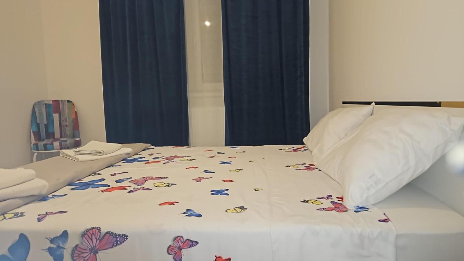 Apartament Vouchere, Factura, Petfriendly - Ap Cu 2dormitoare Fara Living Brașov