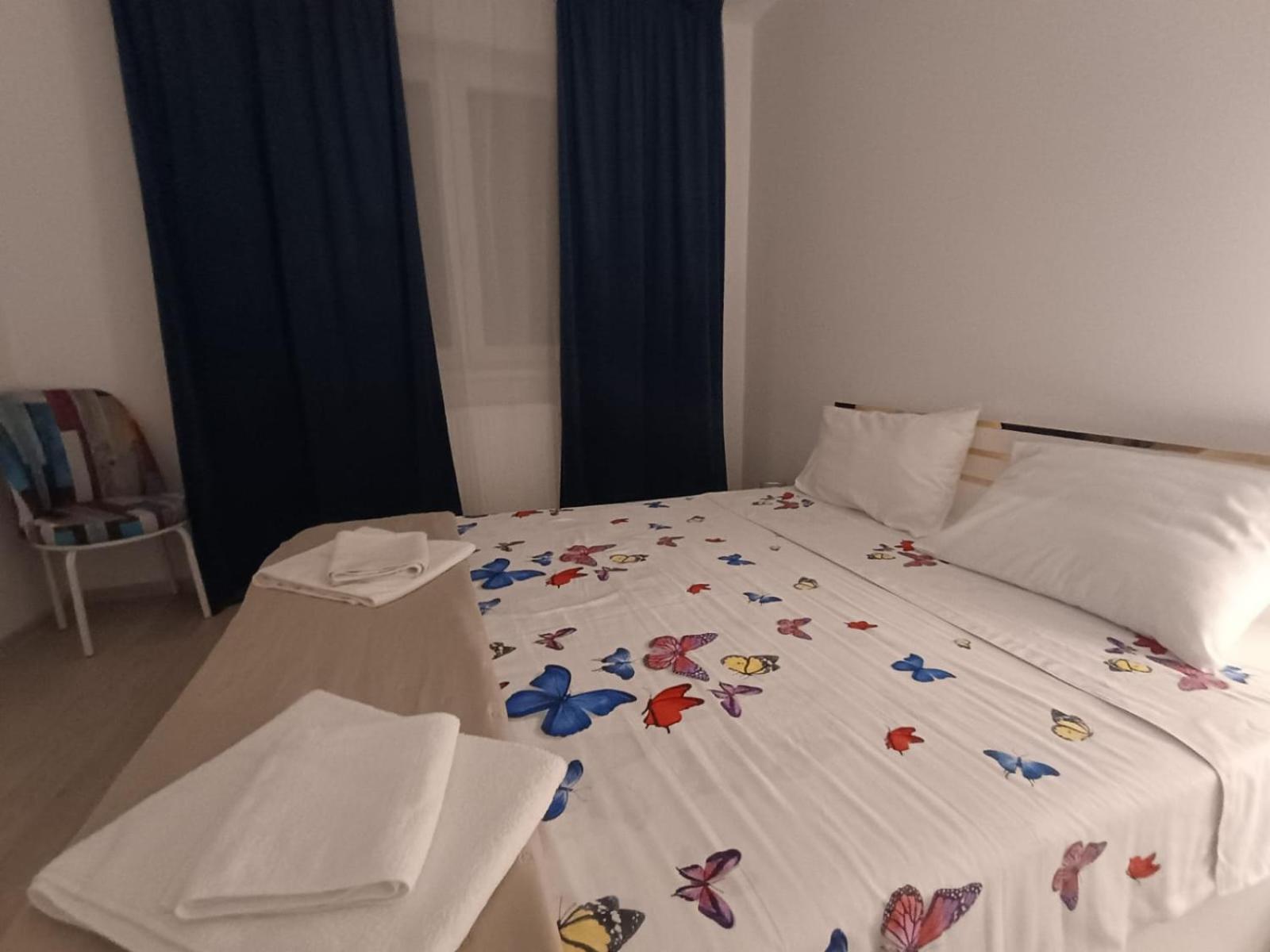Vouchere, Factura, Petfriendly - Ap Cu 2dormitoare Fara Living
