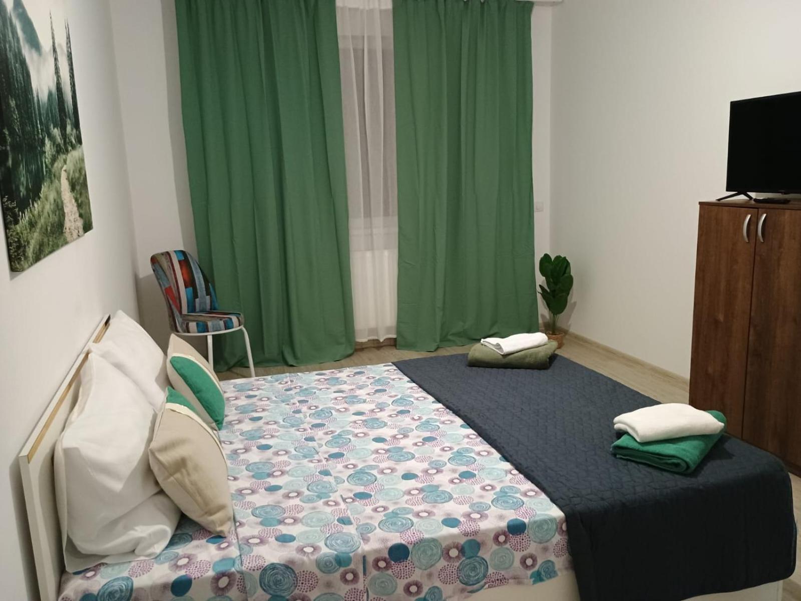 Vouchere, Factura, Petfriendly - Ap Cu 2dormitoare Fara Living Brașov