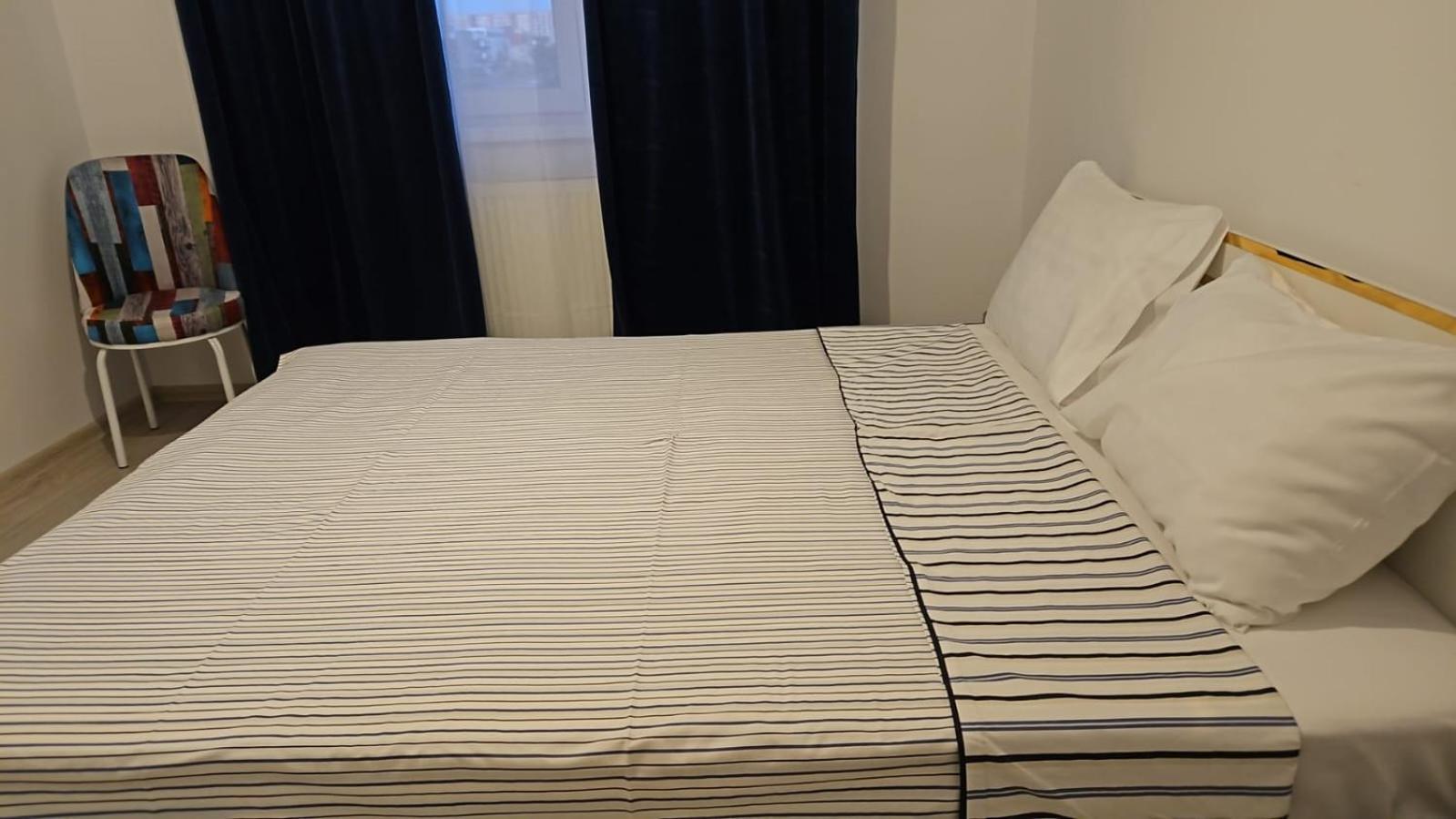 Apartament Vouchere, Factura, Petfriendly - Ap Cu 2dormitoare Fara Living Brașov